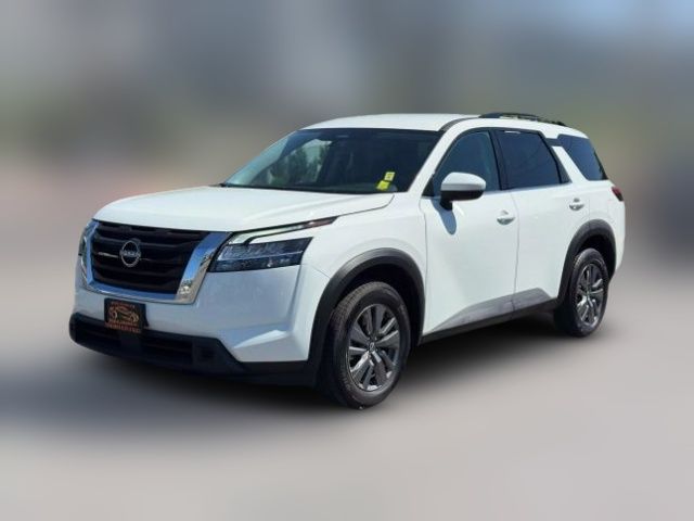 2022 Nissan Pathfinder SV