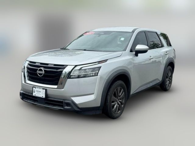 2022 Nissan Pathfinder S