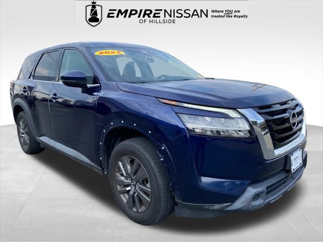 2022 Nissan Pathfinder S