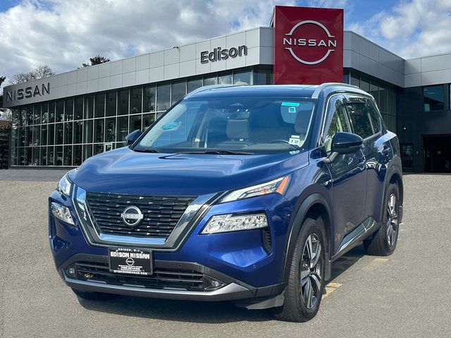 2022 Nissan Rogue SL