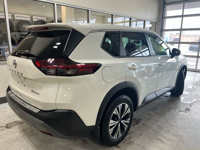 2022 Nissan Rogue SV