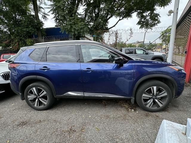 2022 Nissan Rogue SL