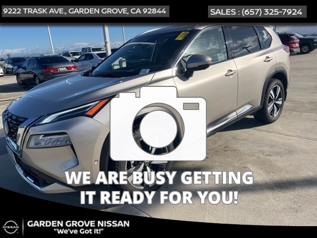 Used 2022 Nissan Rogue Platinum For Sale in Garden Grove CA