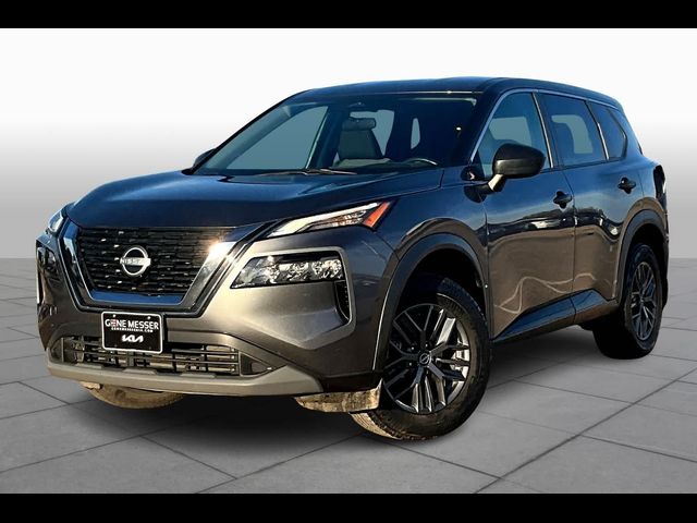 2022 Nissan Rogue S