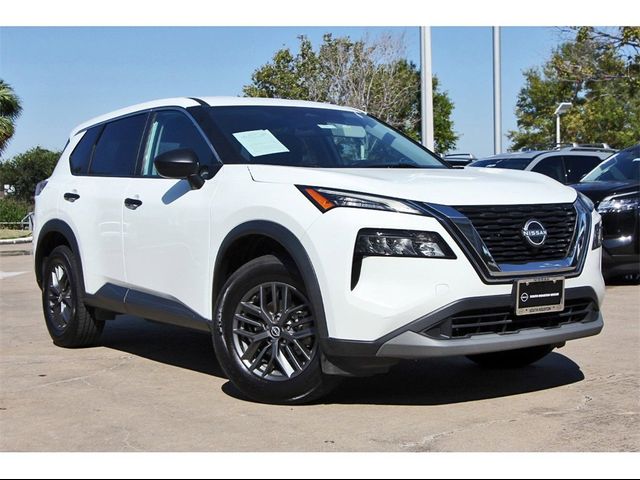 2022 Nissan Rogue S