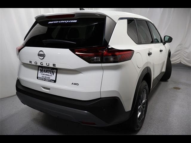 2022 Nissan Rogue S