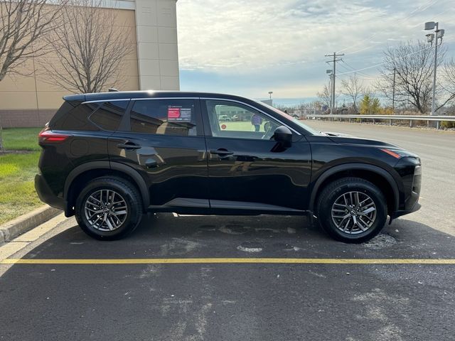 2022 Nissan Rogue S