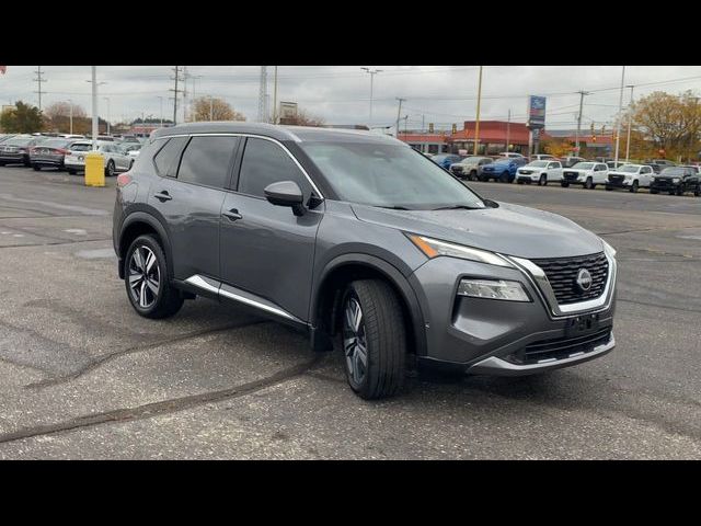 2022 Nissan Rogue SL