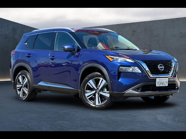 2022 Nissan Rogue SL