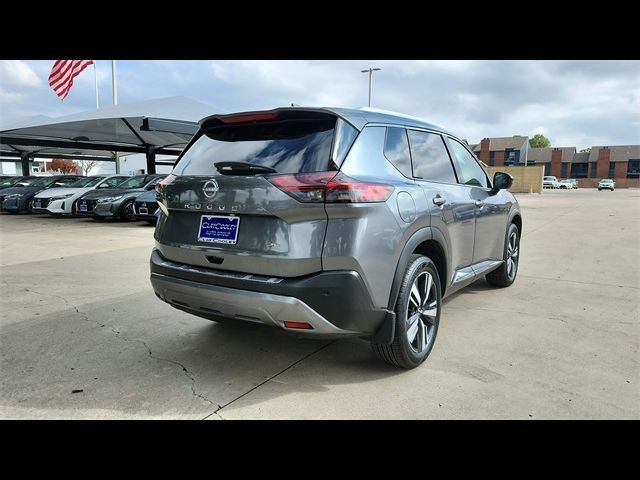 2022 Nissan Rogue SL