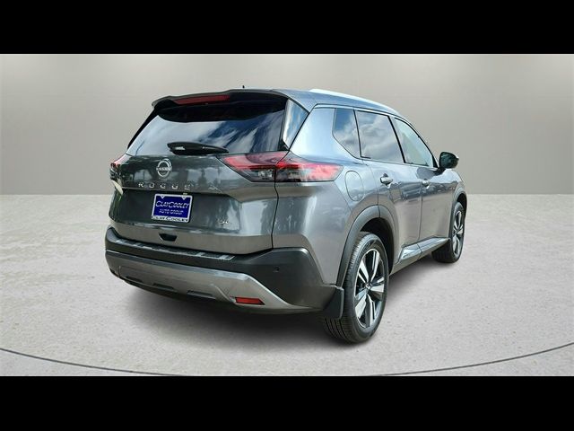 2022 Nissan Rogue SL