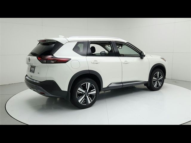 2022 Nissan Rogue SL