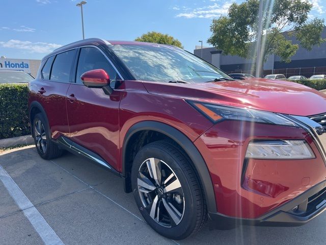 2022 Nissan Rogue SL