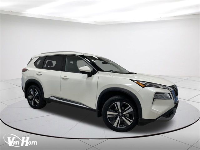 2022 Nissan Rogue SL