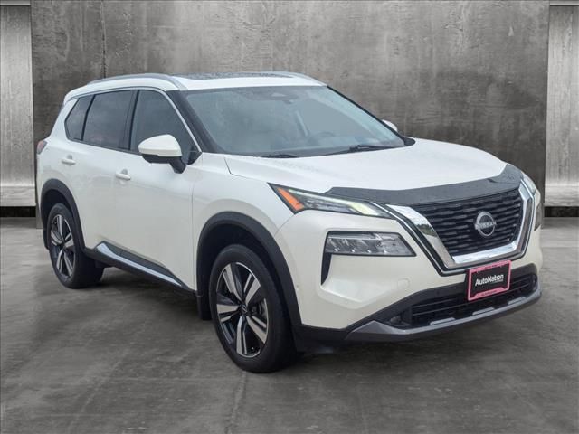 2022 Nissan Rogue SL