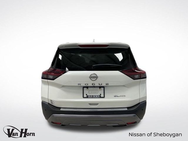 2022 Nissan Rogue SL