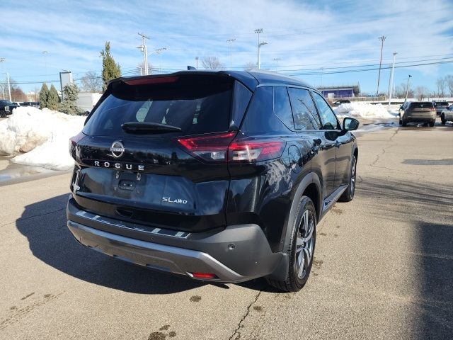 2022 Nissan Rogue SL