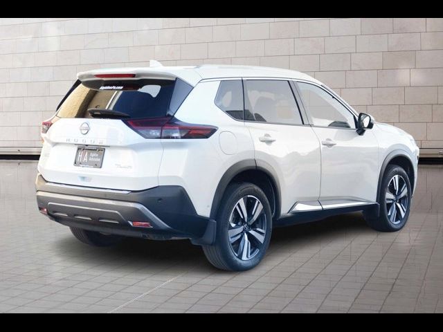 2022 Nissan Rogue SL