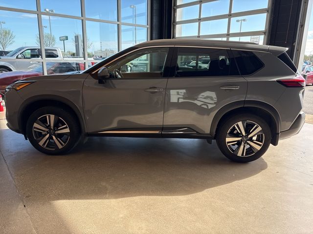 2022 Nissan Rogue SL