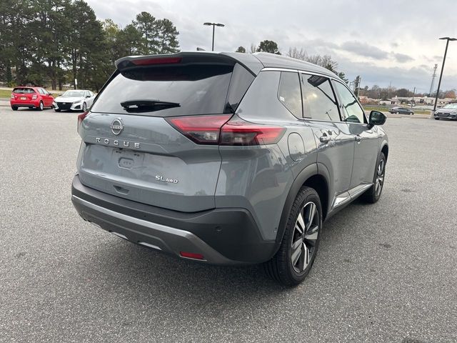 2022 Nissan Rogue SL