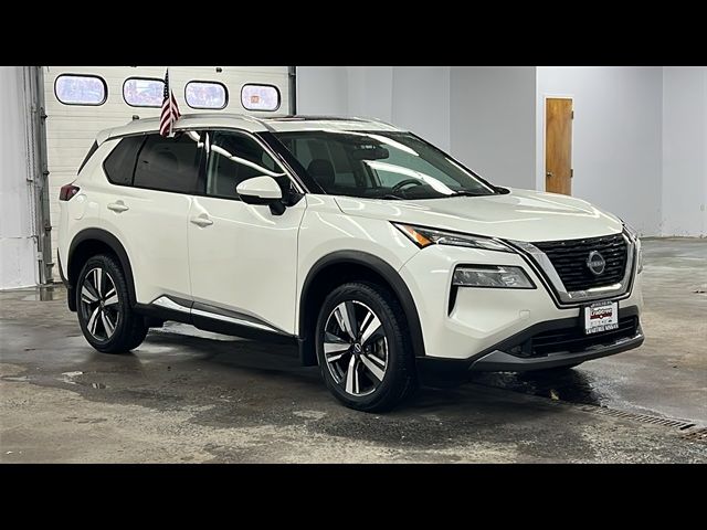 2022 Nissan Rogue SL