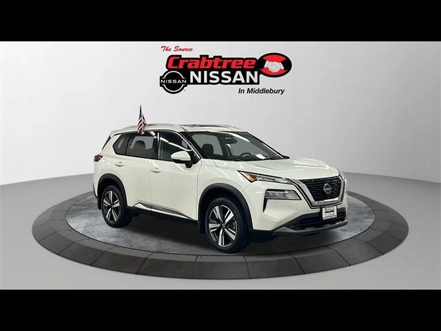 2022 Nissan Rogue SL