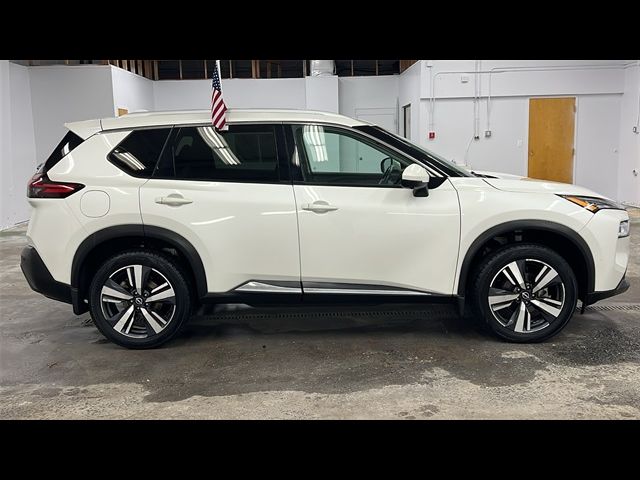 2022 Nissan Rogue SL