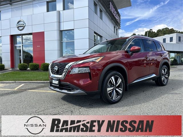 2022 Nissan Rogue SL