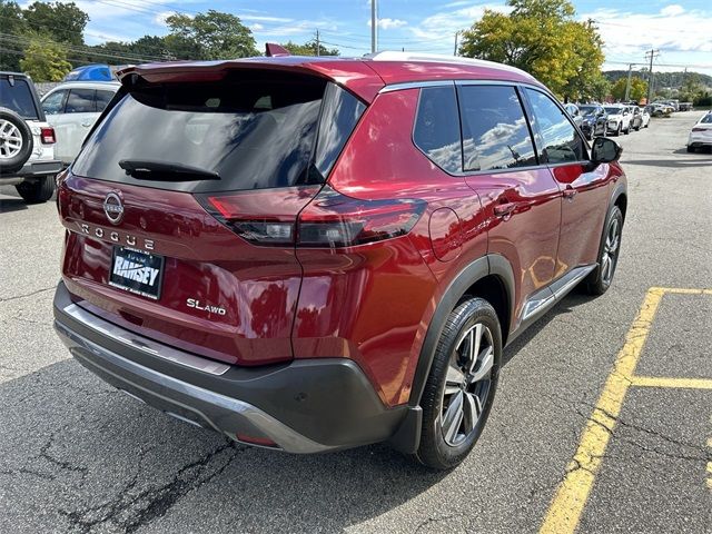 2022 Nissan Rogue SL