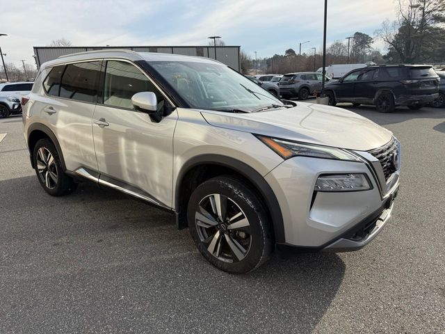 2022 Nissan Rogue SL