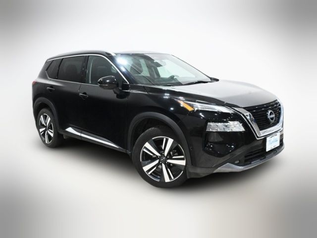 2022 Nissan Rogue SL