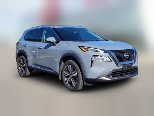 2022 Nissan Rogue SL