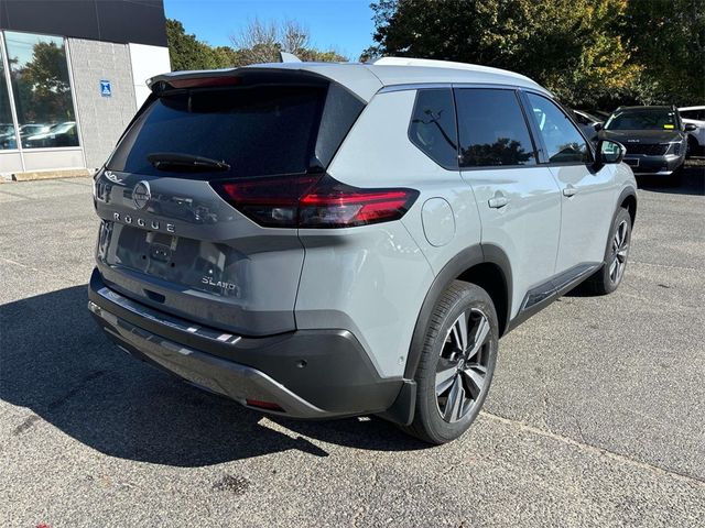 2022 Nissan Rogue SL