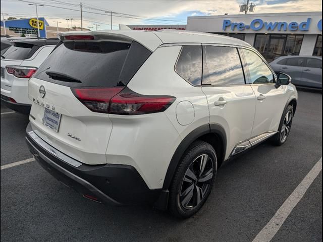 2022 Nissan Rogue SL