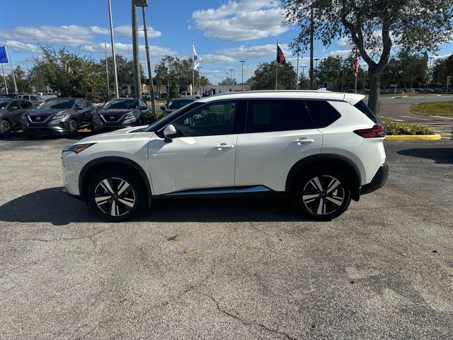 2022 Nissan Rogue SL