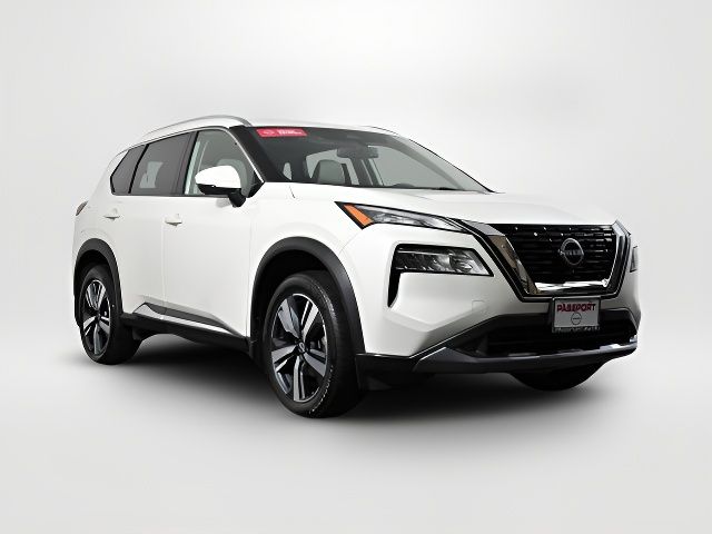 2022 Nissan Rogue SL