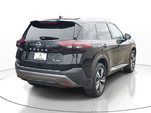 2022 Nissan Rogue SL