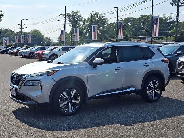 2022 Nissan Rogue SL