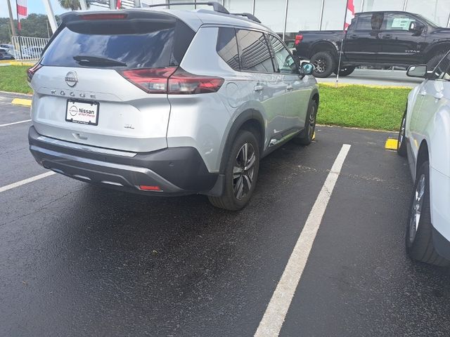 2022 Nissan Rogue SL