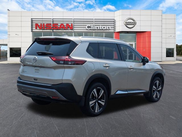 2022 Nissan Rogue SL