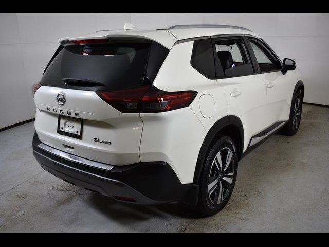 2022 Nissan Rogue SL