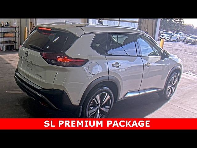 2022 Nissan Rogue SL