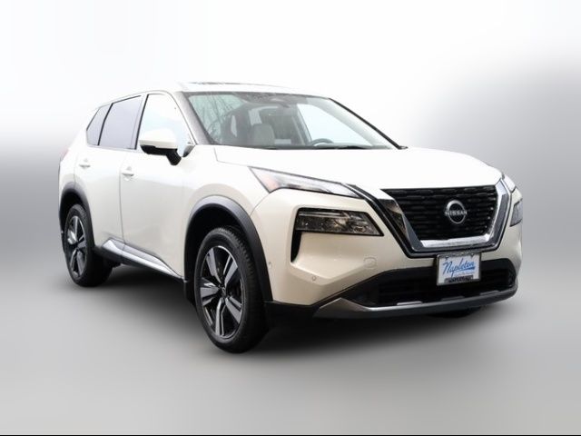 2022 Nissan Rogue SL