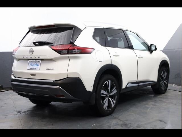 2022 Nissan Rogue SL