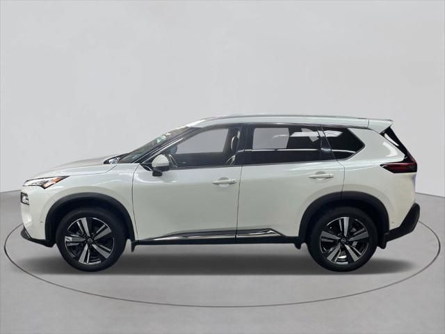 2022 Nissan Rogue SL