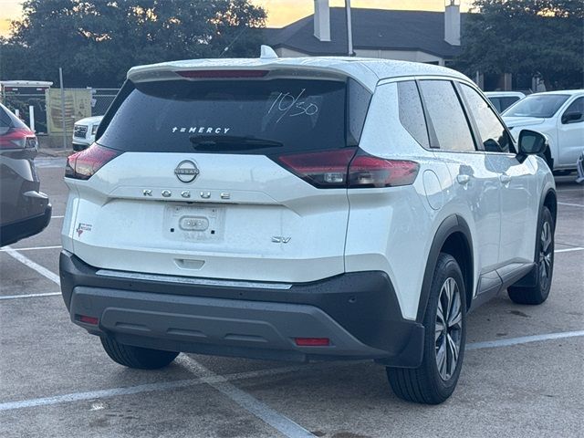 2022 Nissan Rogue SV