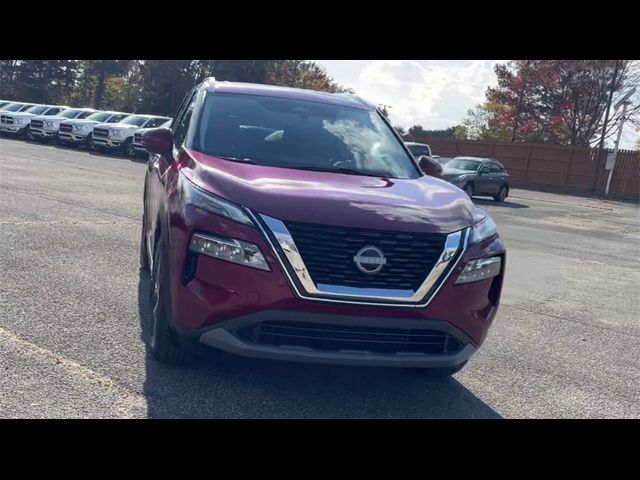 2022 Nissan Rogue SV