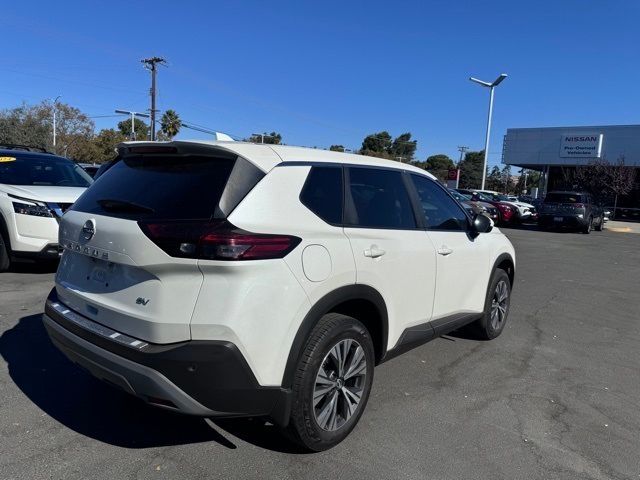 2022 Nissan Rogue SV