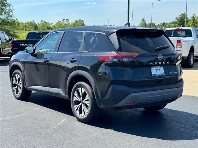 2022 Nissan Rogue SV