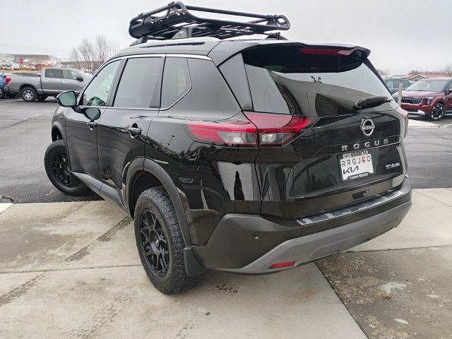 2022 Nissan Rogue SV